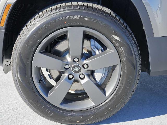 2025 Defender Vehicle Photo in AUSTIN, TX 78717
