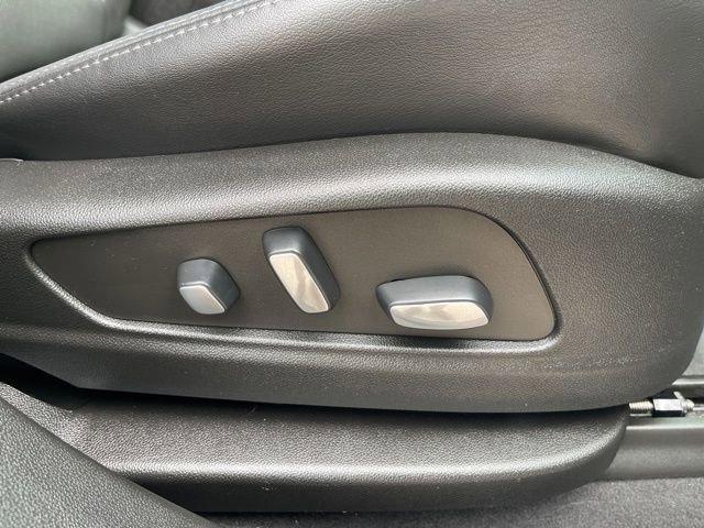 2022 Cadillac XT5 Vehicle Photo in MEDINA, OH 44256-9631