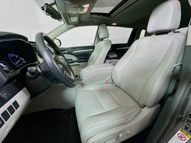 2016 Toyota Highlander Vehicle Photo in Flemington, NJ 08822