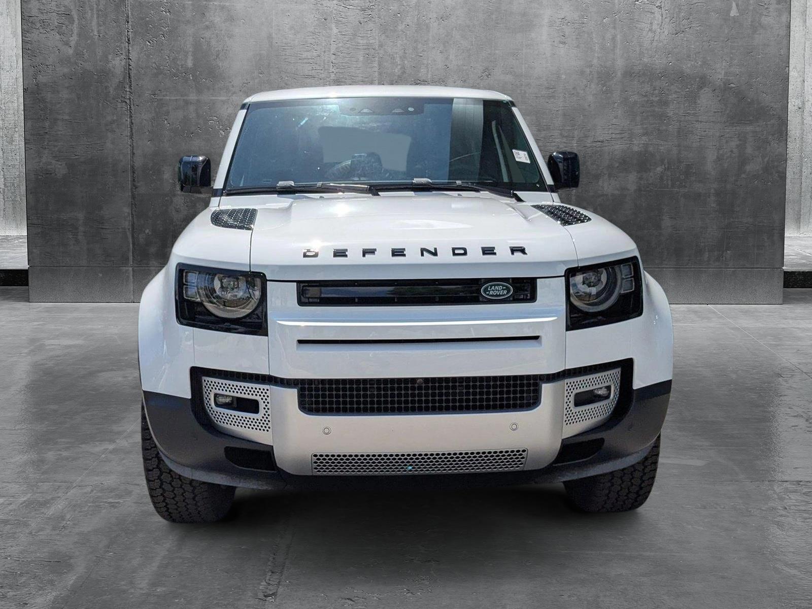 2025 Land Rover Defender Vehicle Photo in Pompano Beach, FL 33064