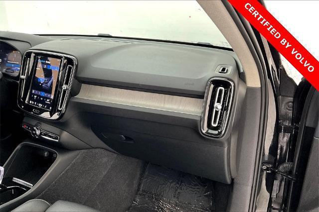 2024 Volvo XC40 Vehicle Photo in Grapevine, TX 76051
