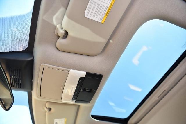 2024 Nissan Sentra Vehicle Photo in Ballwin, MO 63011
