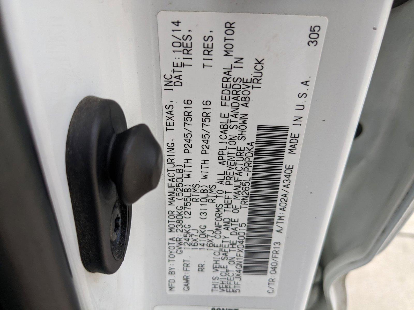 2015 Toyota Tacoma Vehicle Photo in Davie, FL 33331