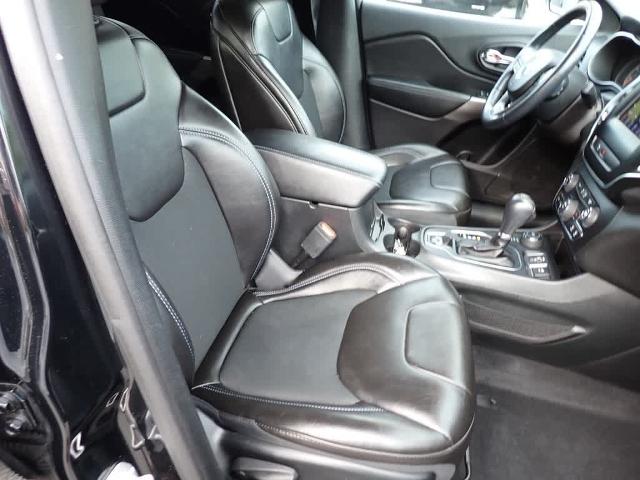 2019 Jeep Cherokee Vehicle Photo in ZELIENOPLE, PA 16063-2910