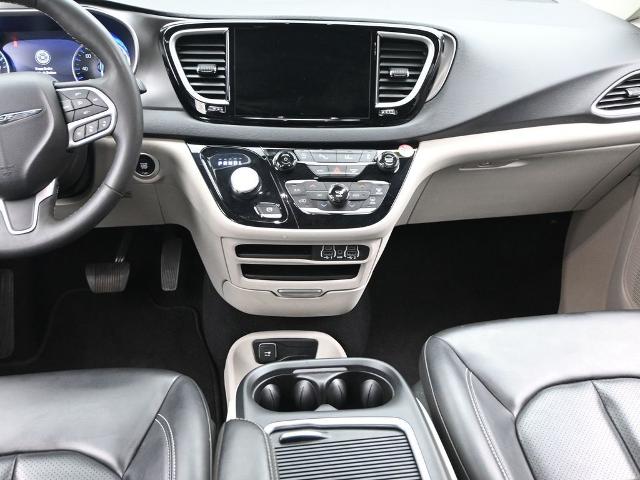 2023 Chrysler Pacifica Vehicle Photo in Cedar Rapids, IA 52402