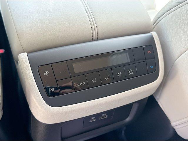 2025 Nissan Pathfinder Vehicle Photo in Flemington, NJ 08822
