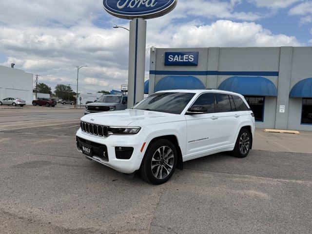 2023 Jeep Grand Cherokee Vehicle Photo in Ogallala, NE 69153