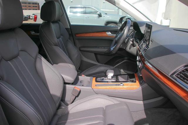 2024 Audi Q5 Vehicle Photo in SUGAR LAND, TX 77478