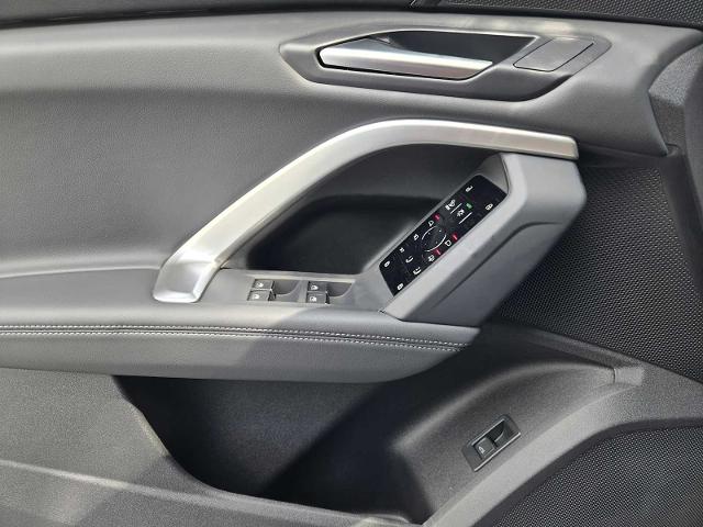 2025 Audi Q5 Vehicle Photo in SUGAR LAND, TX 77478