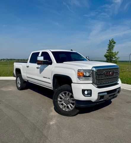 2015 GMC Sierra 2500 HD Vehicle Photo in Lees Summit, MO 64086