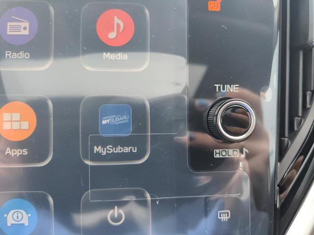 2025 Subaru Outback Vehicle Photo in Green Bay, WI 54304