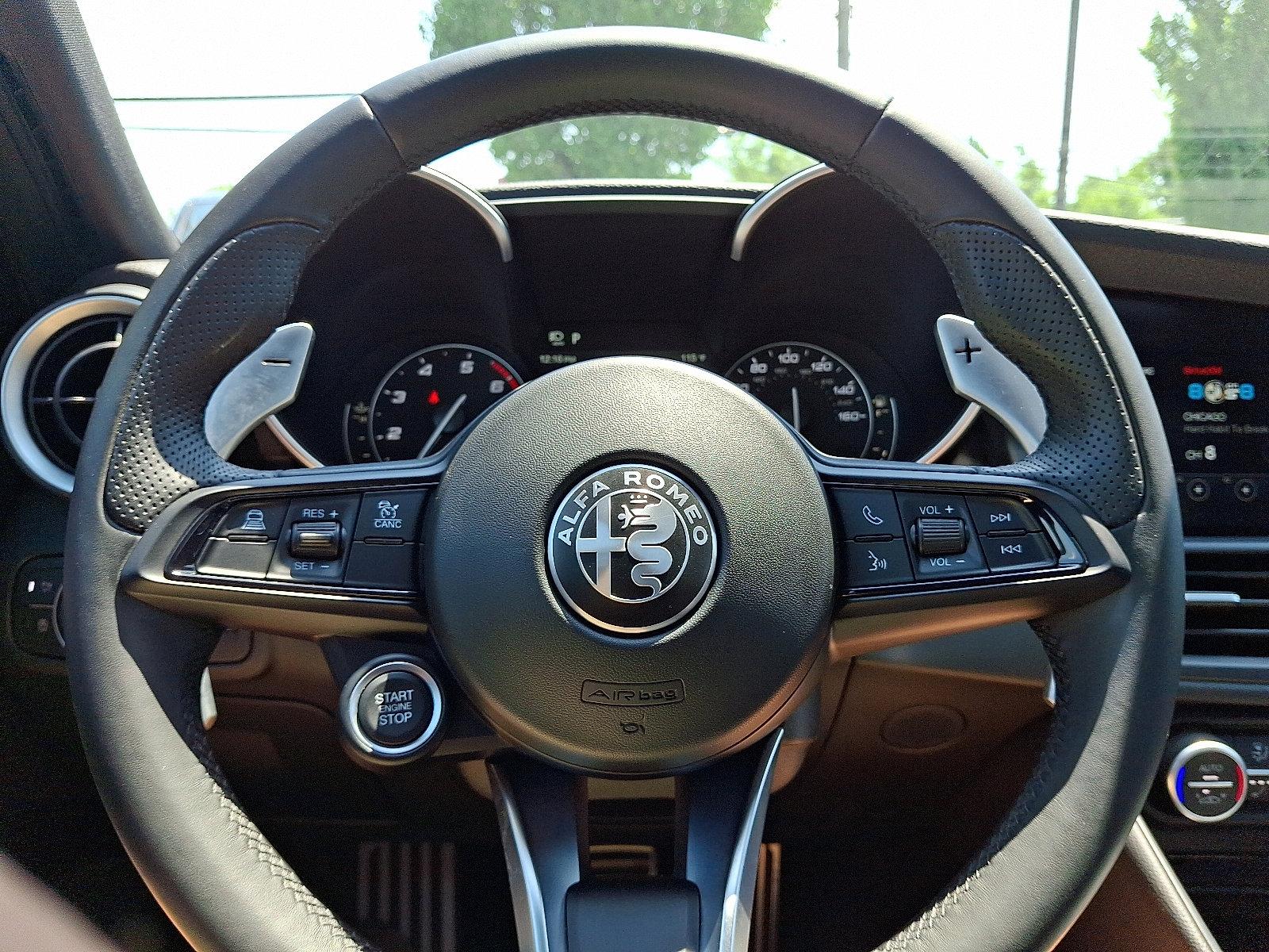 2022 Alfa Romeo Giulia Vehicle Photo in Willow Grove, PA 19090