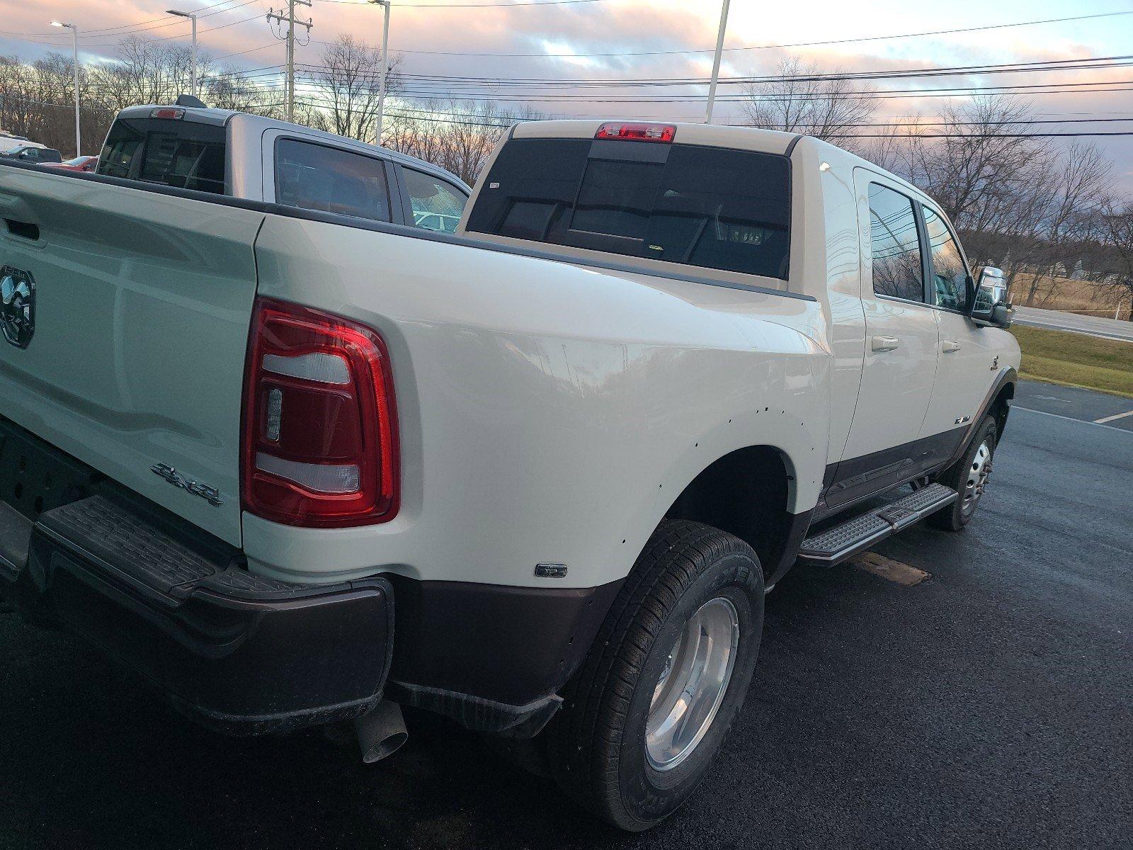 2024 Ram 3500 Vehicle Photo in Mechanicsburg, PA 17050-1707