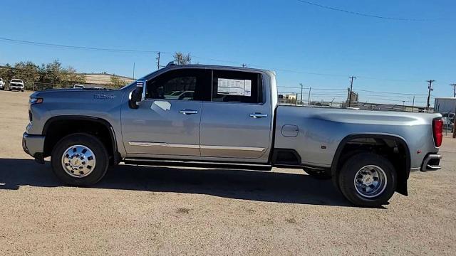 2025 Chevrolet Silverado 3500 HD Vehicle Photo in MIDLAND, TX 79703-7718