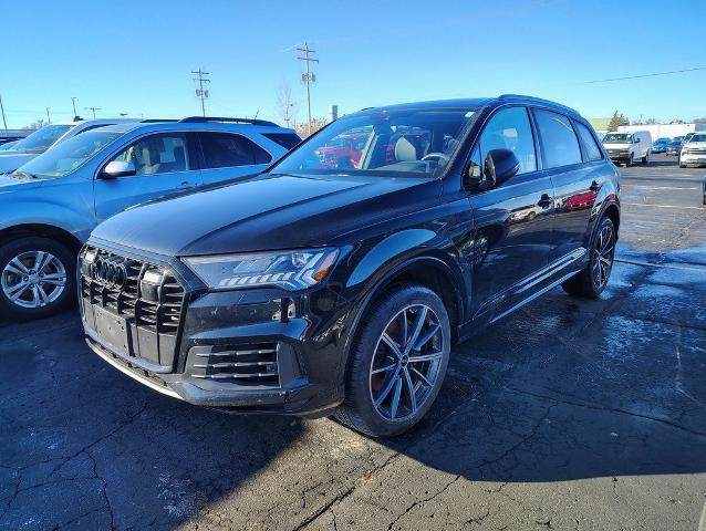 2023 Audi Q7 Vehicle Photo in GREEN BAY, WI 54304-5303