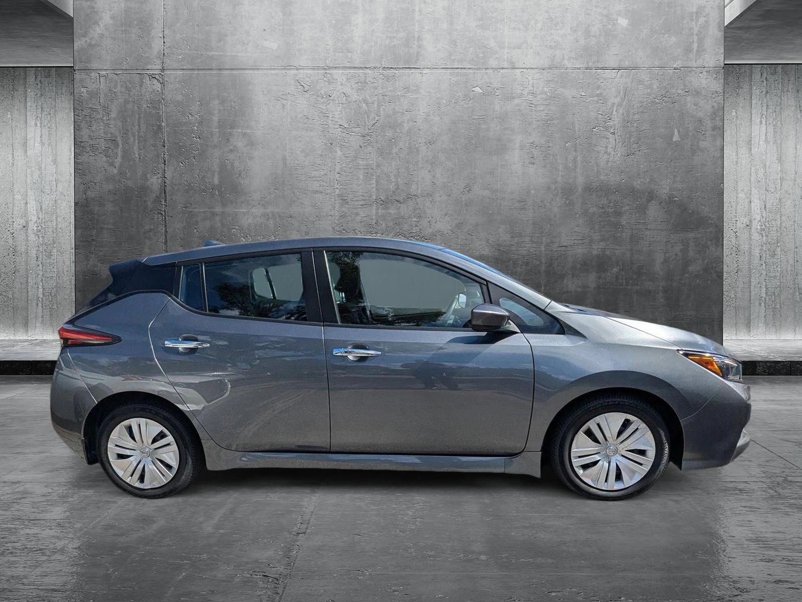 2021 Nissan LEAF Vehicle Photo in Miami, FL 33135