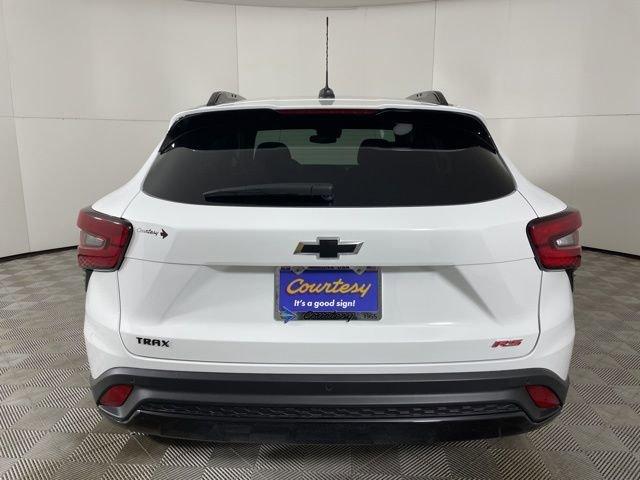 2025 Chevrolet Trax Vehicle Photo in PHOENIX, AZ 85014-3381