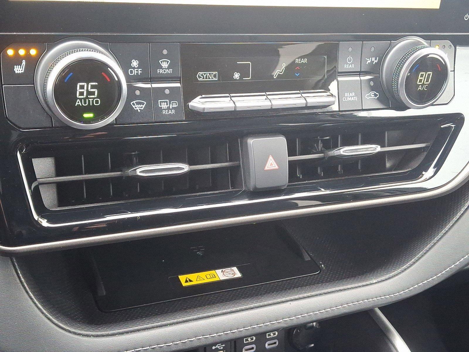 2023 Toyota Highlander Vehicle Photo in Harrisburg, PA 17111