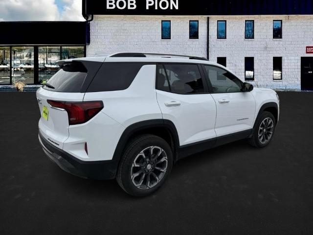 2025 GMC Terrain Vehicle Photo in CHICOPEE, MA 01020-5001