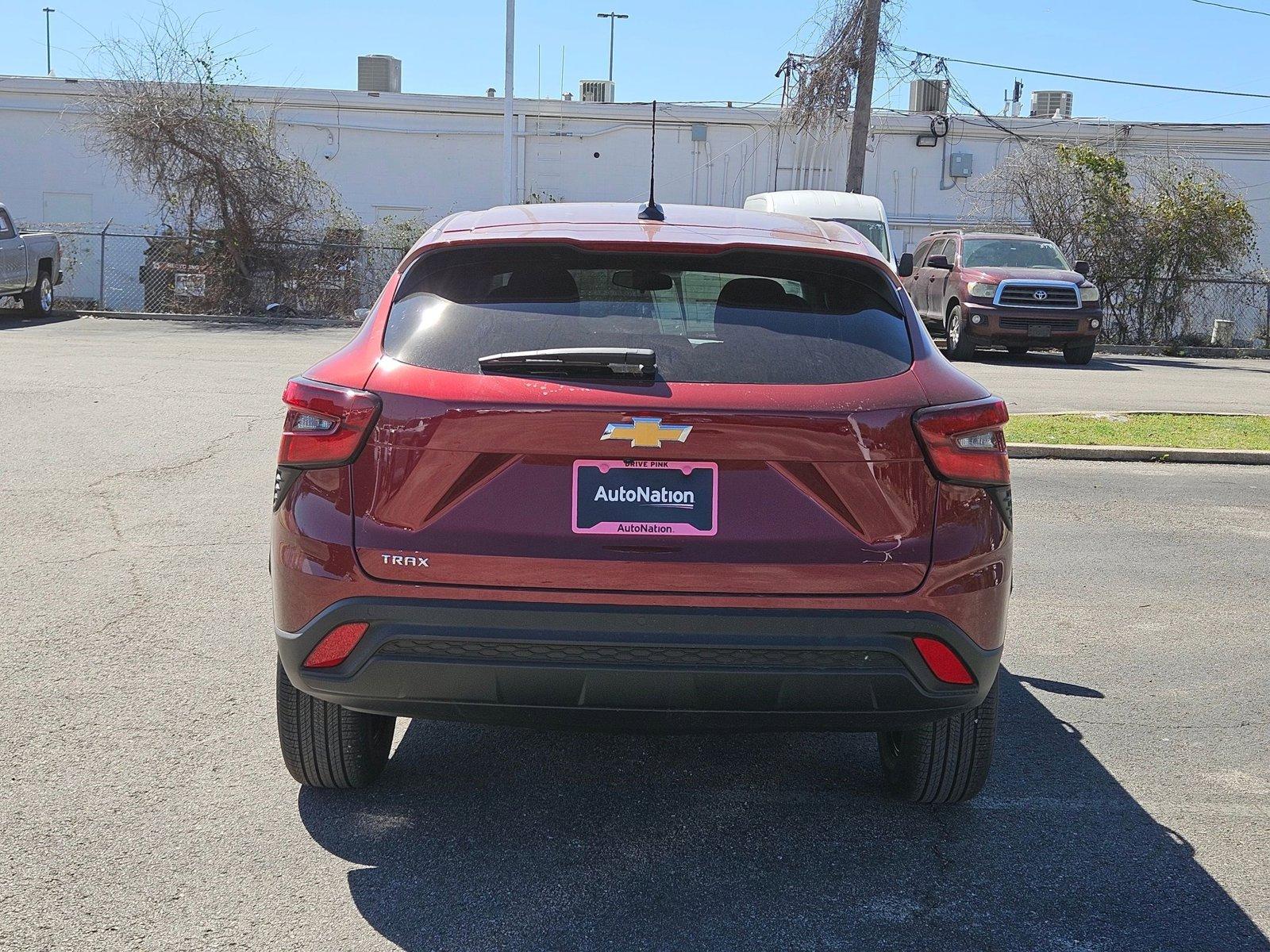 2025 Chevrolet Trax Vehicle Photo in AUSTIN, TX 78759-4154