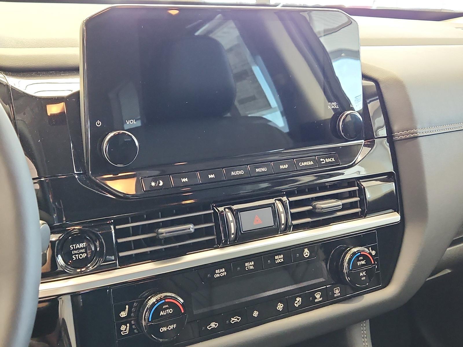 2025 Nissan Pathfinder Vehicle Photo in Albuquerque, NM 87110