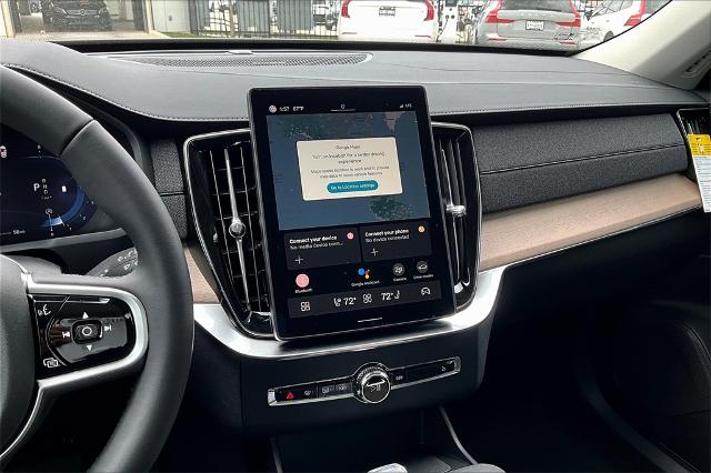 2025 Volvo XC90 Vehicle Photo in Grapevine, TX 76051