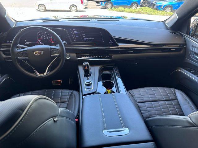2024 Cadillac Escalade Vehicle Photo in DELRAY BEACH, FL 33483-3294