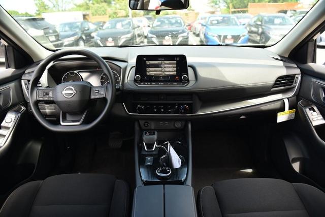 2025 Nissan Rogue Vehicle Photo in Ballwin, MO 63011