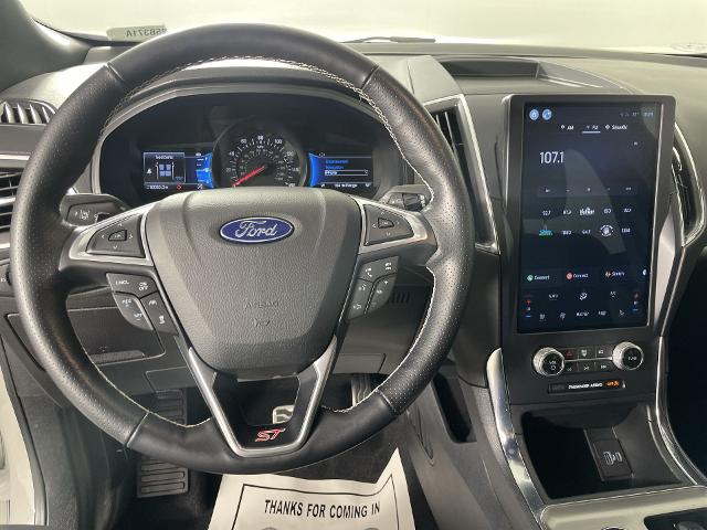 2022 Ford Edge Vehicle Photo in GILBERT, AZ 85297-0402