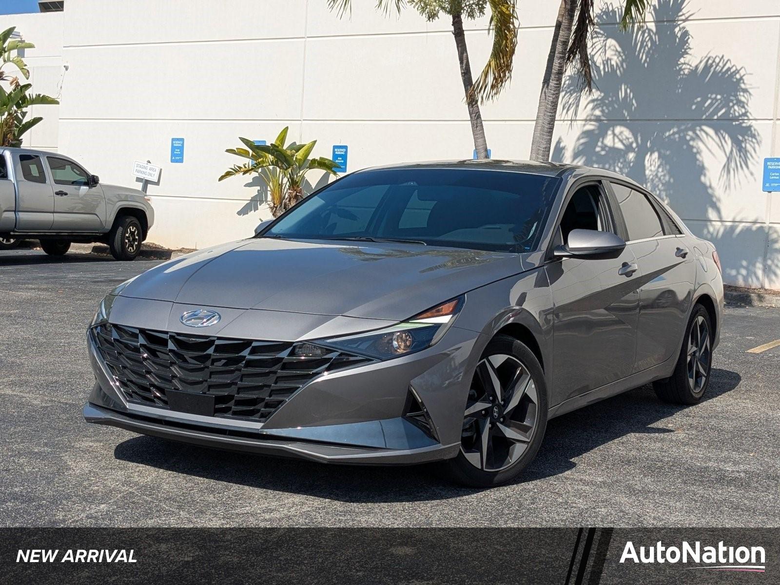 2022 Hyundai ELANTRA Vehicle Photo in Miami, FL 33015