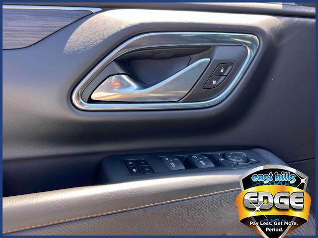 2023 GMC Yukon Vehicle Photo in Roslyn, NY 11576