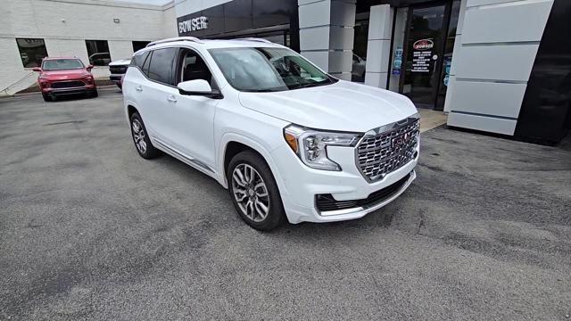 2024 GMC Terrain Vehicle Photo in Pleasant Hills, PA 15236