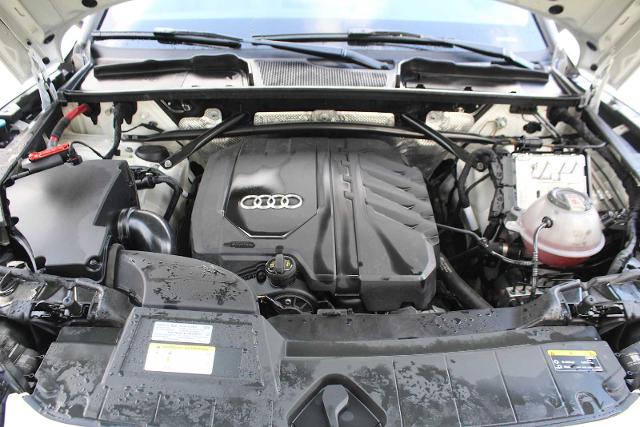 2022 Audi Q5 Vehicle Photo in HOUSTON, TX 77090