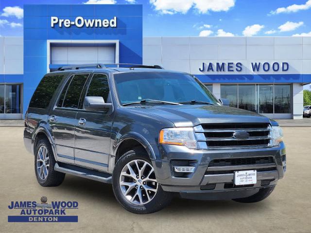 2017 Ford Expedition Vehicle Photo in DENTON, TX 76210-9321