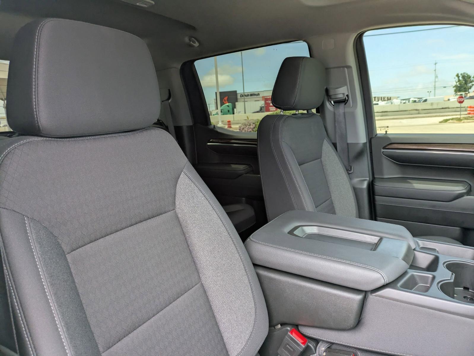 2024 Chevrolet Silverado 1500 Vehicle Photo in SELMA, TX 78154-1460
