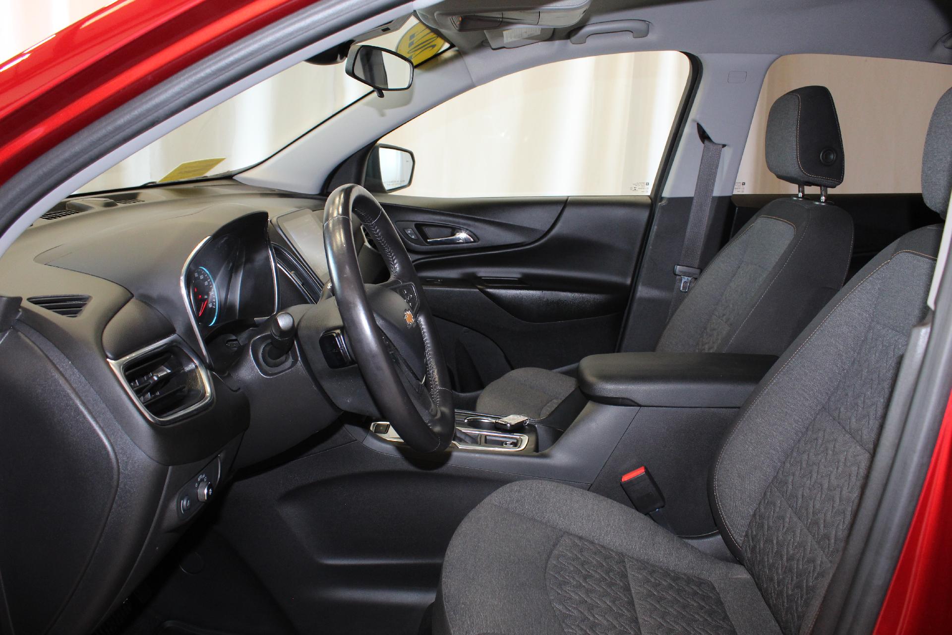 2022 Chevrolet Equinox Vehicle Photo in NORTHAMPTON, MA 01060-1120