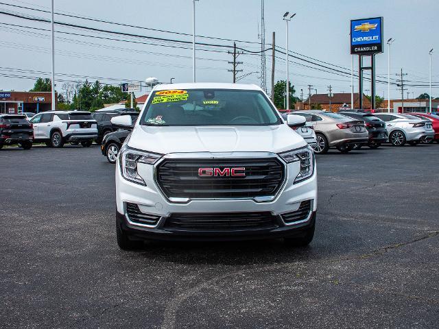2024 GMC Terrain Vehicle Photo in MADISON, IN 47250-1611