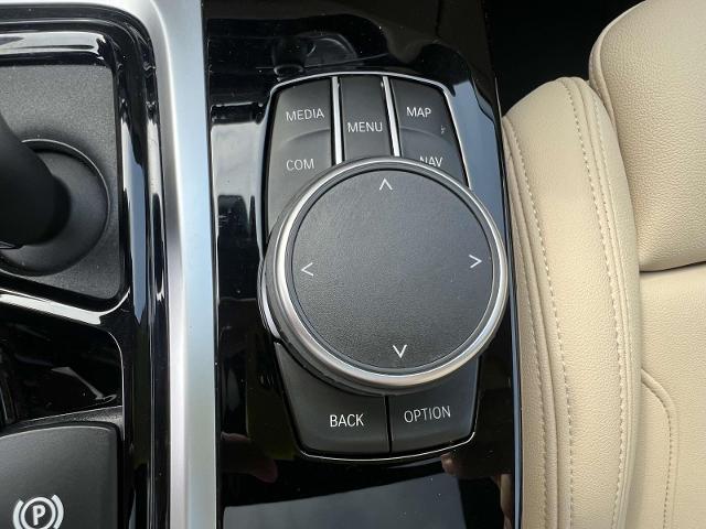 2021 BMW X4 M40i Vehicle Photo in Roslyn, NY 11576