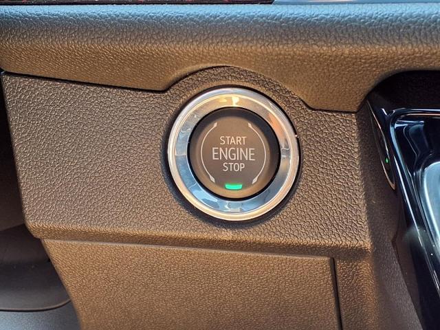 2024 Chevrolet Traverse Vehicle Photo in EMPORIA, VA 23847-1235