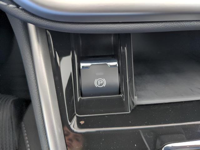 2025 Subaru Legacy Vehicle Photo in Green Bay, WI 54304