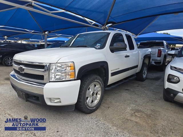 2008 Chevrolet Silverado 1500 Vehicle Photo in DENTON, TX 76210-9321