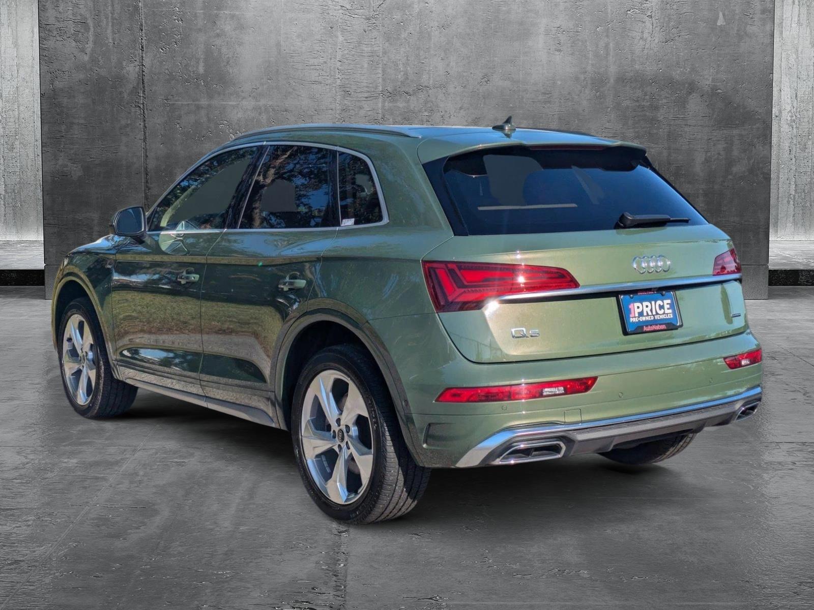 2022 Audi Q5 Vehicle Photo in Sarasota, FL 34231