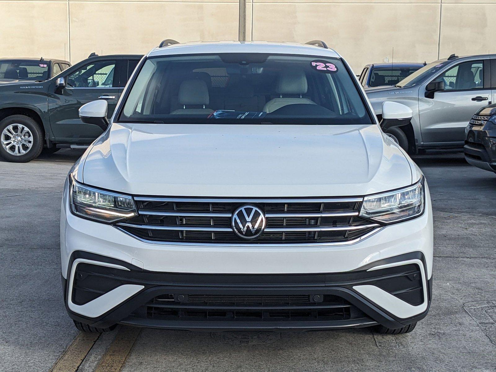 2023 Volkswagen Tiguan Vehicle Photo in MIAMI, FL 33172-3015