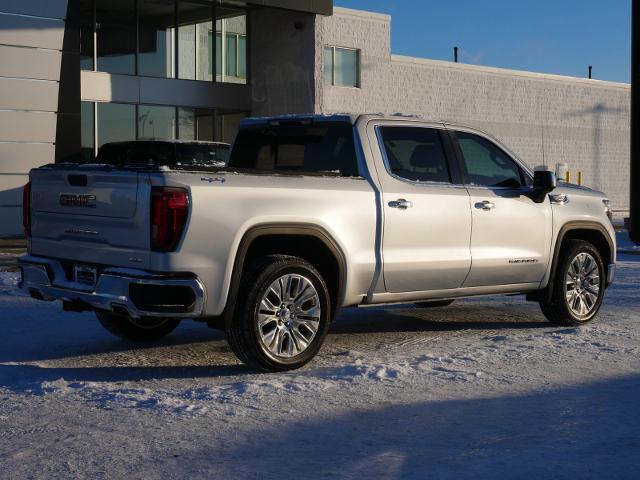 Used 2020 GMC Sierra 1500 SLT with VIN 3GTU9DEL9LG106660 for sale in Coon Rapids, Minnesota