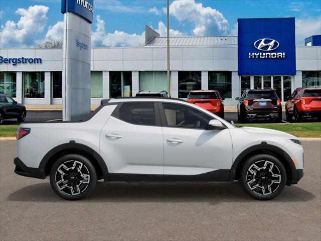 2025 Hyundai SANTA CRUZ Vehicle Photo in Green Bay, WI 54304