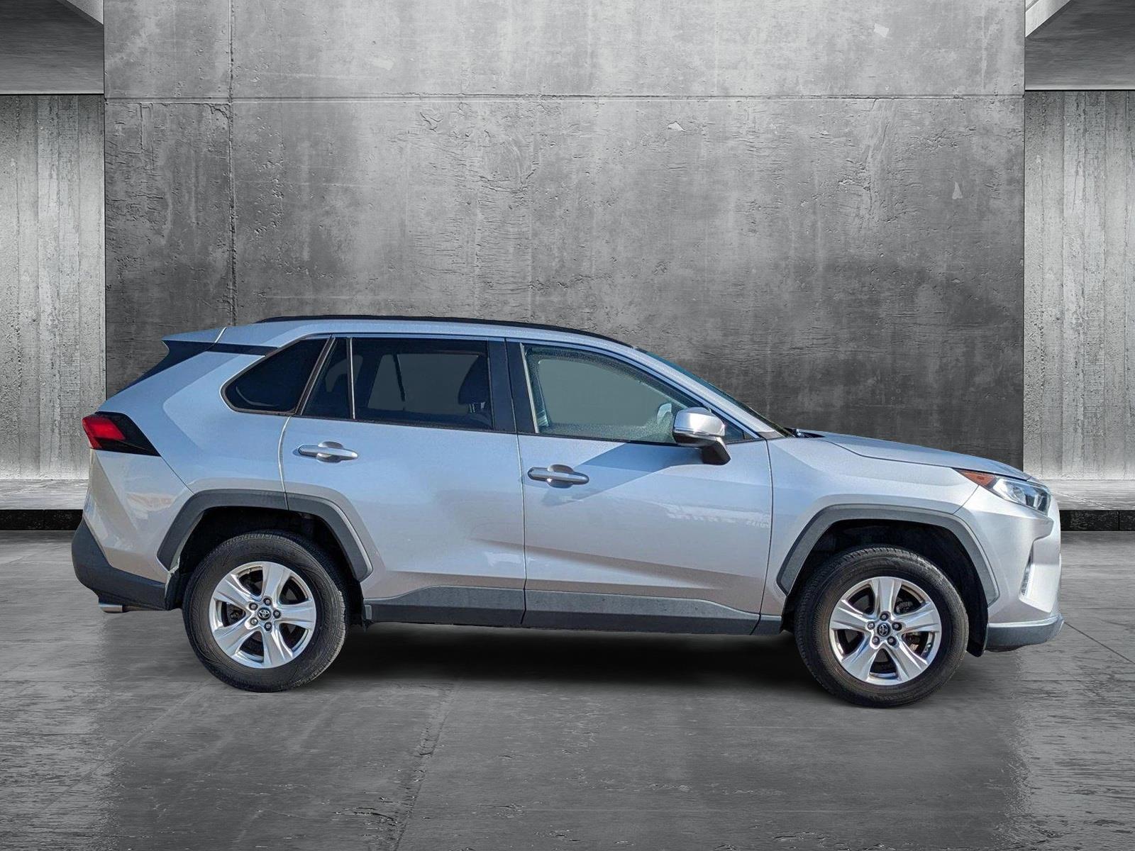 2019 Toyota RAV4 Vehicle Photo in CLEARWATER, FL 33764-7163