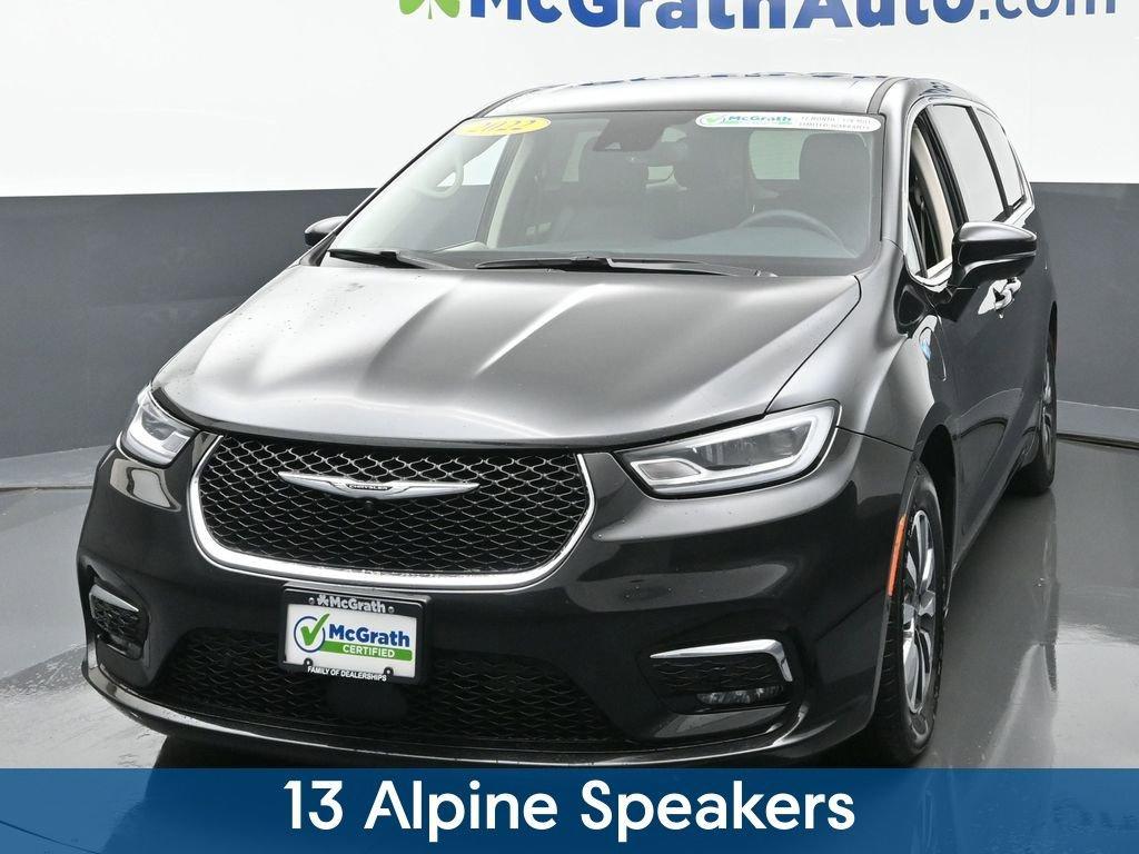 2022 Chrysler Pacifica Vehicle Photo in Cedar Rapids, IA 52402