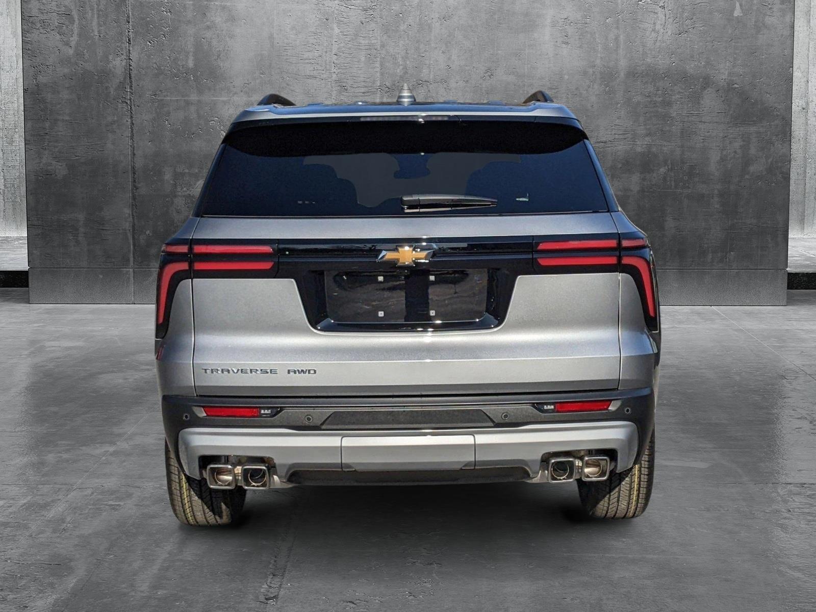 2025 Chevrolet Traverse Vehicle Photo in TIMONIUM, MD 21093-2300
