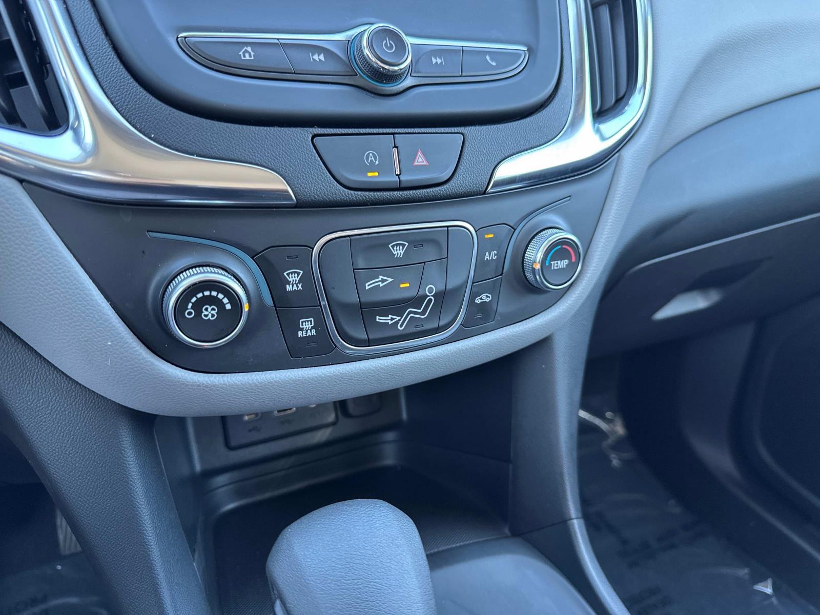 2022 Chevrolet Equinox Vehicle Photo in LOS ANGELES, CA 90007-3794
