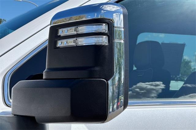 2024 GMC Sierra 2500 HD Vehicle Photo in ELK GROVE, CA 95757-8703